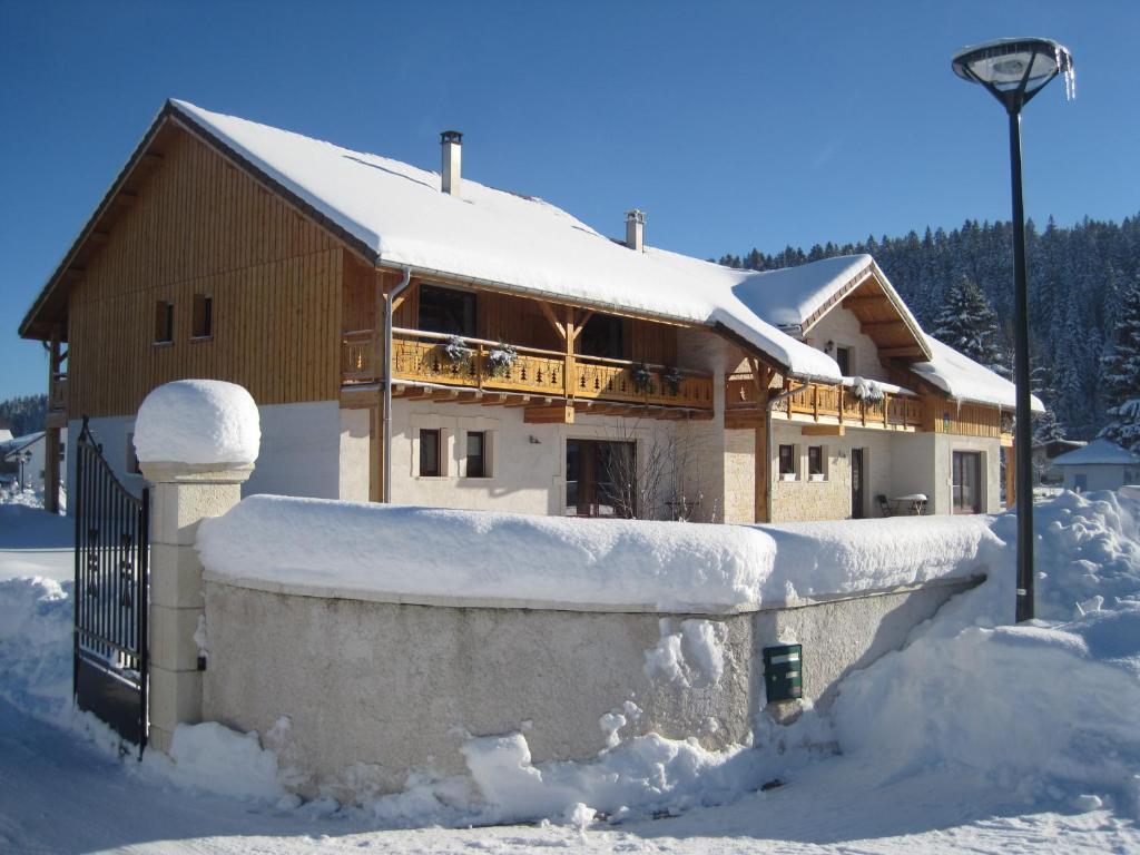 La Tour du Coq Doré Granges-Narboz Exterior foto