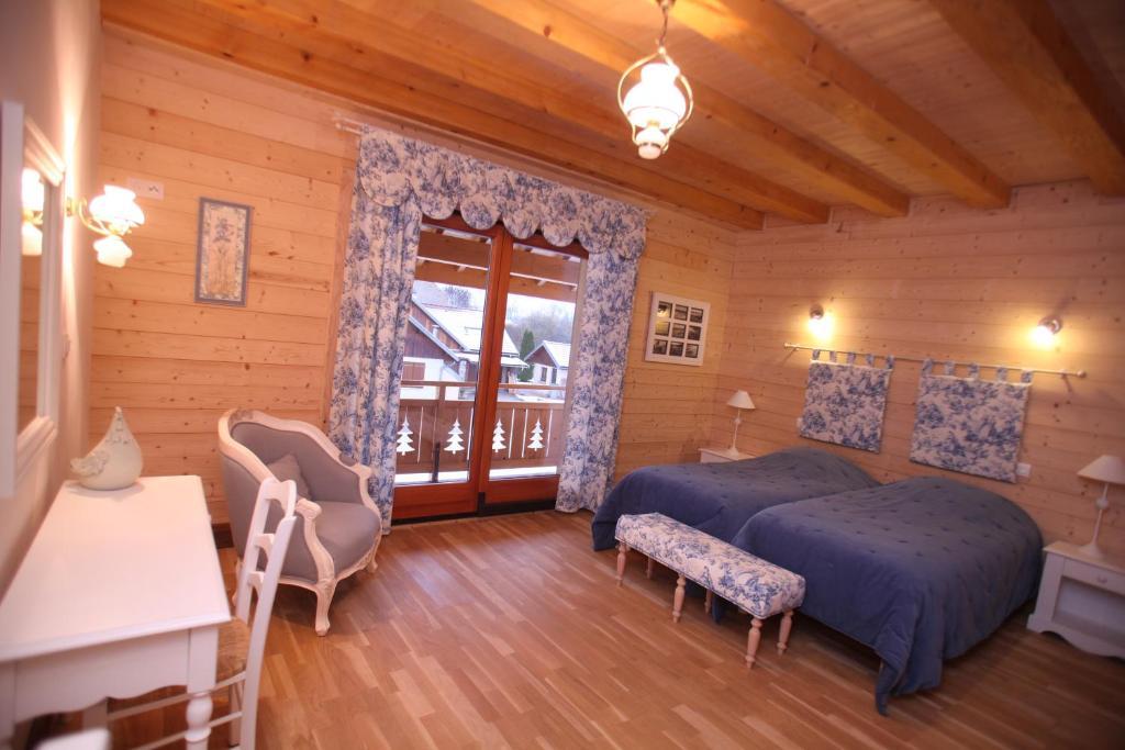 La Tour du Coq Doré Granges-Narboz Habitación foto